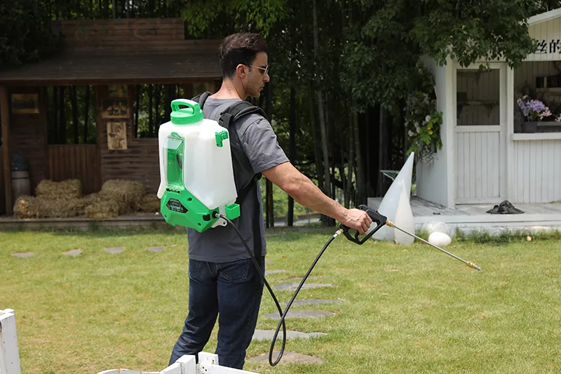 15L Backpack Sprayer Diaphragm Pump with Dewalt Adapter